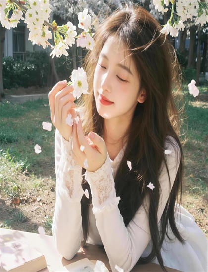 《大师姐她不奉陪了》美学价值分析教科书式的：艺术美感与审美特征探讨